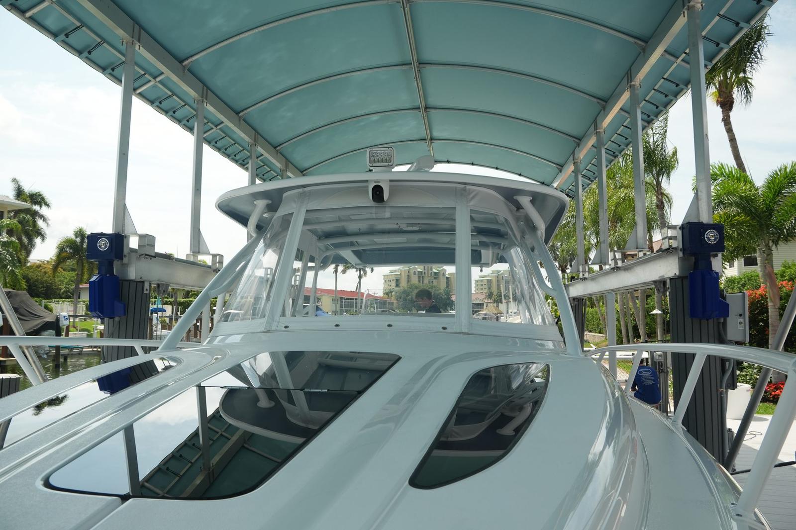 Center Console — Naples